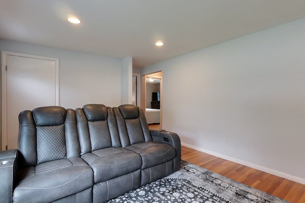 Single Family Residence at 138 Rea St, Lowell MA 01852, Lowell, photo 12 of 30