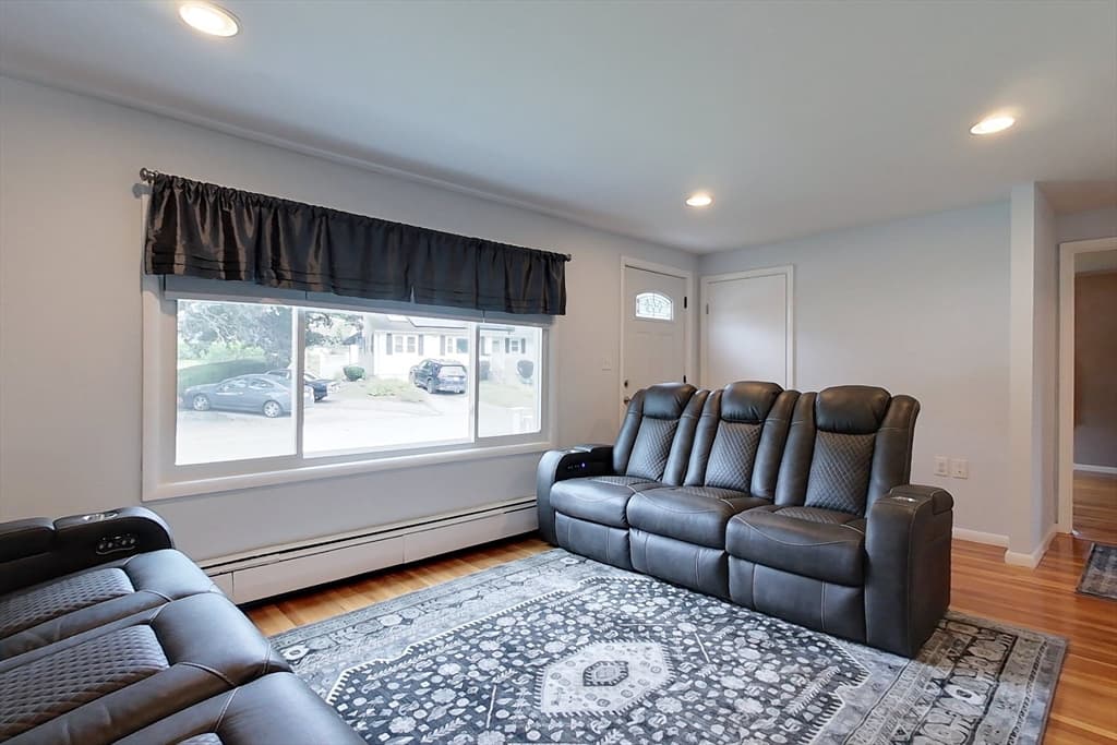 Single Family Residence at 138 Rea St, Lowell MA 01852, Lowell, photo 10 of 30