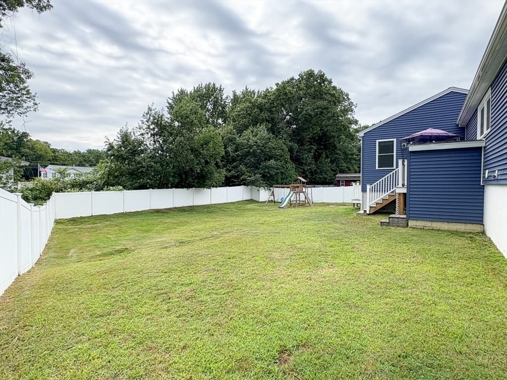 Single Family Residence at 138 Rea St, Lowell MA 01852, Lowell, photo 25 of 30