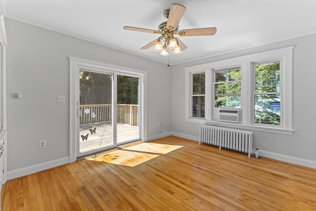Single Family Residence at 33 Clearview Ave, Worcester MA 01605, Worcester, photo 14 of 41