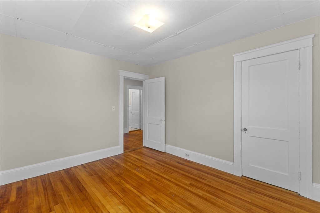 Single Family Residence at 33 Clearview Ave, Worcester MA 01605, Worcester, photo 31 of 41
