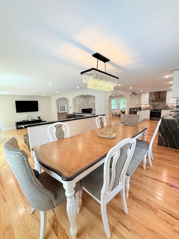 Single Family Residence at 2 Ernst Way, Harwich MA 02646, Harwich, photo 11 of 42