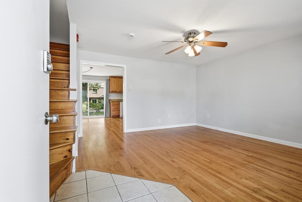 Condominium at 141 Thissell Ave # 4, Dracut MA 01826, Dracut, photo 2 of 29