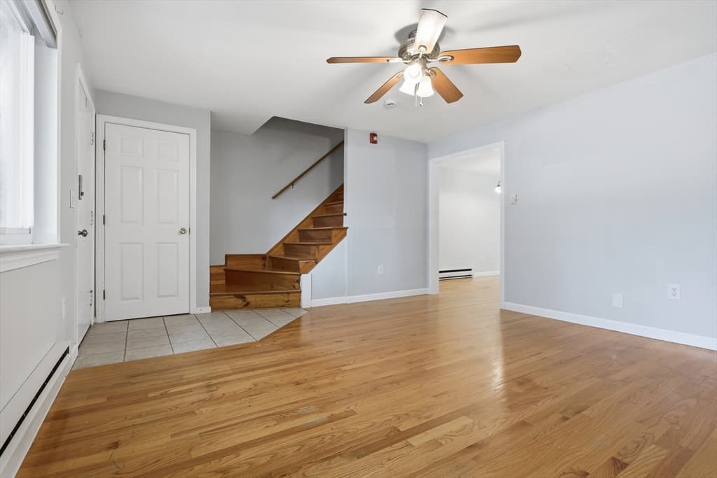 Condominium at 141 Thissell Ave # 4, Dracut MA 01826, Dracut, photo 3 of 29