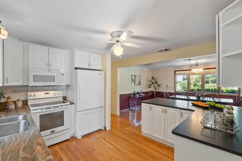 Single Family Residence at 141 Black Brook Rd, Easton MA 02334, Easton, photo 13 of 41