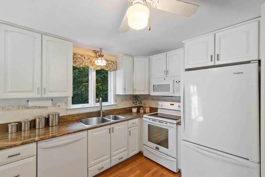 Single Family Residence at 141 Black Brook Rd, Easton MA 02334, Easton, photo 12 of 41
