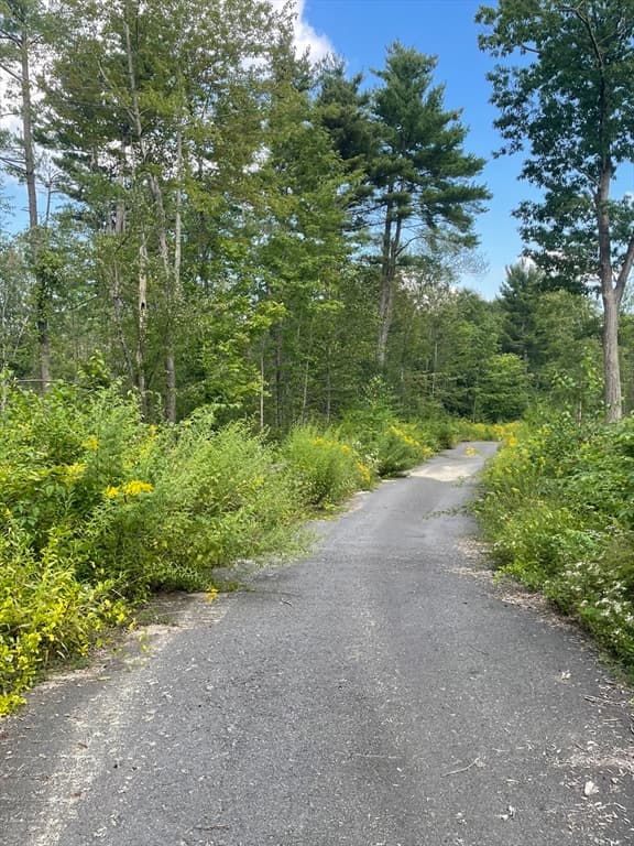 208 Erickson Rd, Ashby MA 01431