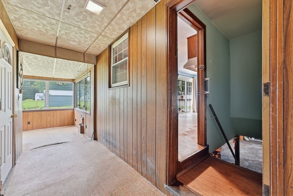 Single Family Residence at 60 S West St, Agawam MA 01001, Agawam, photo 11 of 28