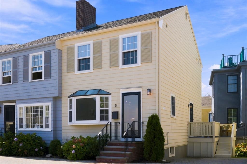 Single Family Residence at 5 Leslie Cove, Marblehead MA 01945, Marblehead, photo 2 of 32