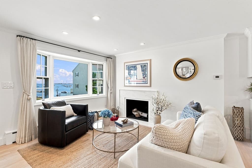 Single Family Residence at 5 Leslie Cove, Marblehead MA 01945, Marblehead, photo 6 of 32