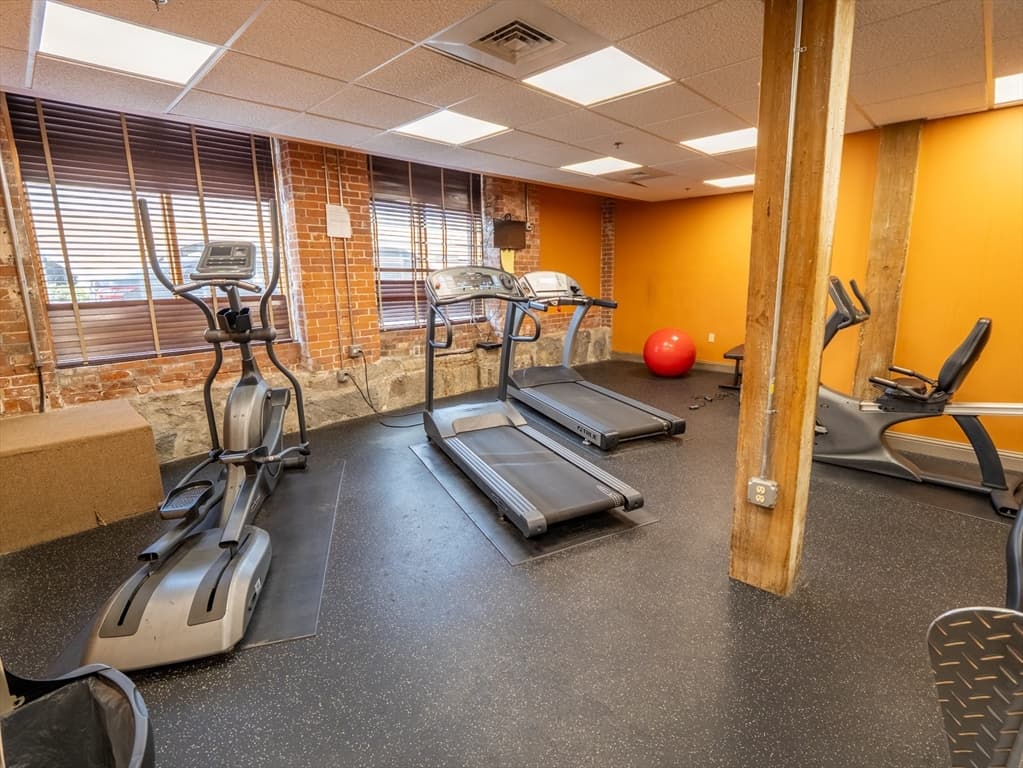 Condominium at 147 Centre St # 105, Brockton MA 02301, Brockton, photo 16 of 19