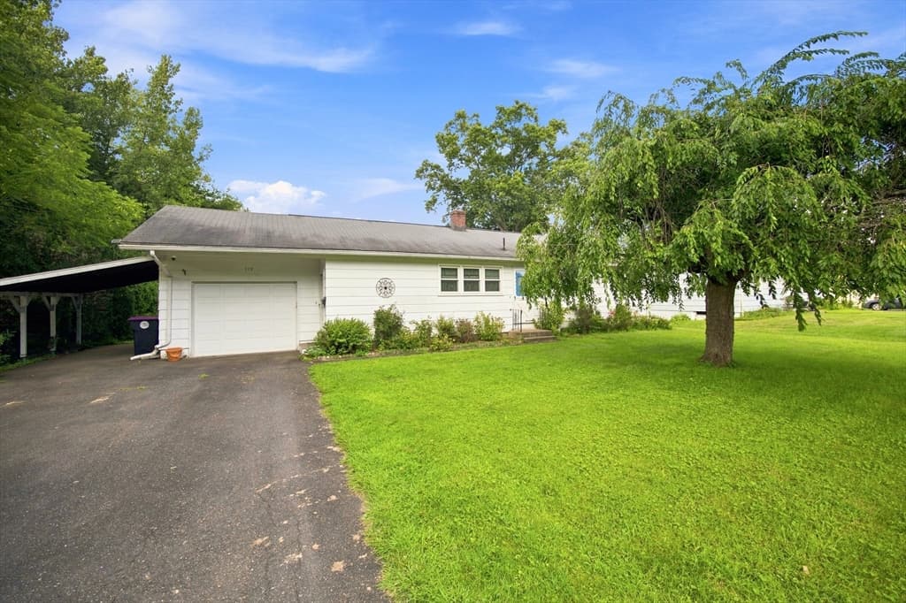 Single Family Residence at 115 Bemis Rd, Holyoke MA 01040, Holyoke, photo 2 of 30