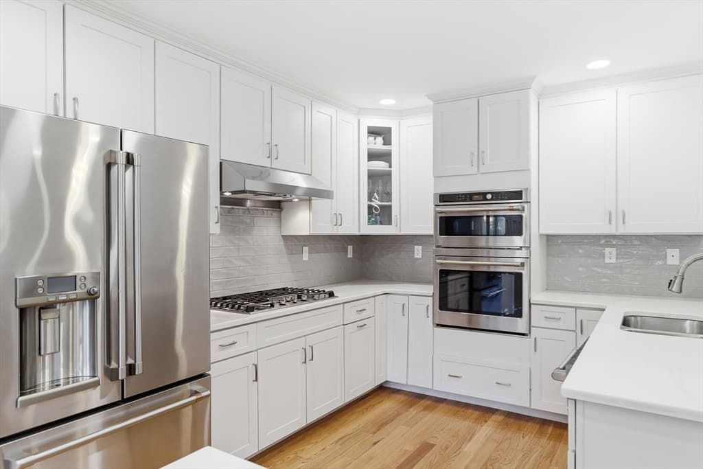 Condominium at 37 Jefferson Dr # 1, Lexington MA 02420, Lexington, photo 8 of 42