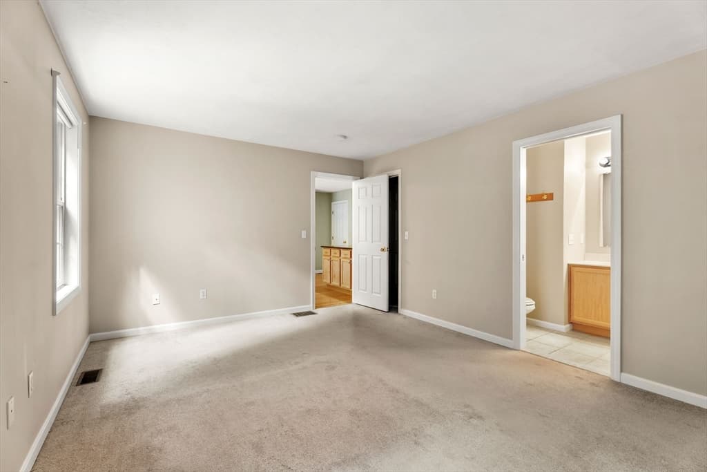Condominium at 7 Hartswood Drive # 41, Haverhill MA 01830, Haverhill, photo 17 of 18