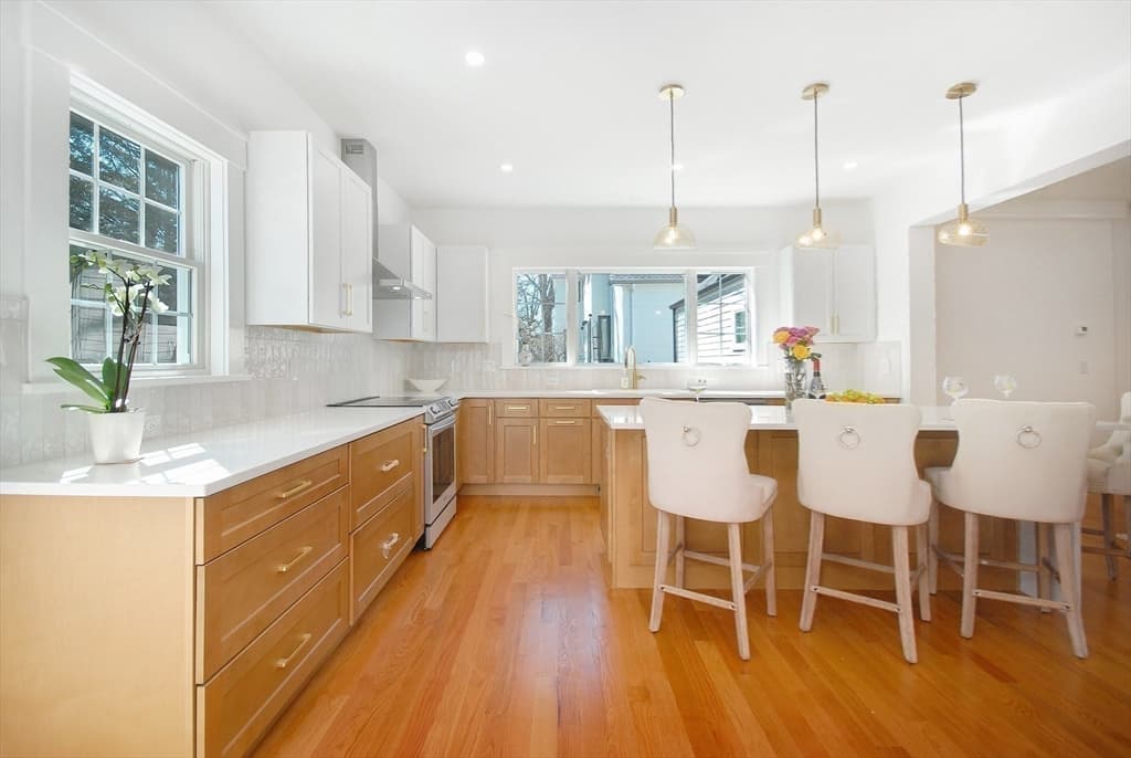 Single Family Residence at 32 Hickory Cliff Rd, Newton MA 02464, Newton, photo 19 of 42