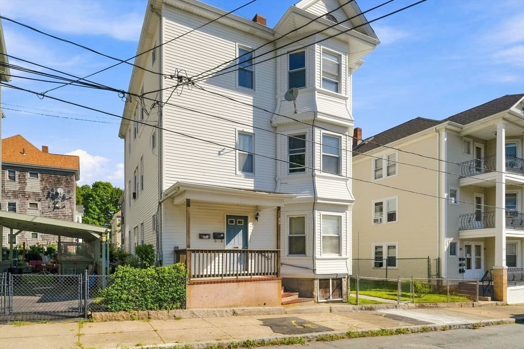 3 Family at 99 Hazard St, New Bedford MA 02740, New Bedford, photo 2 of 38