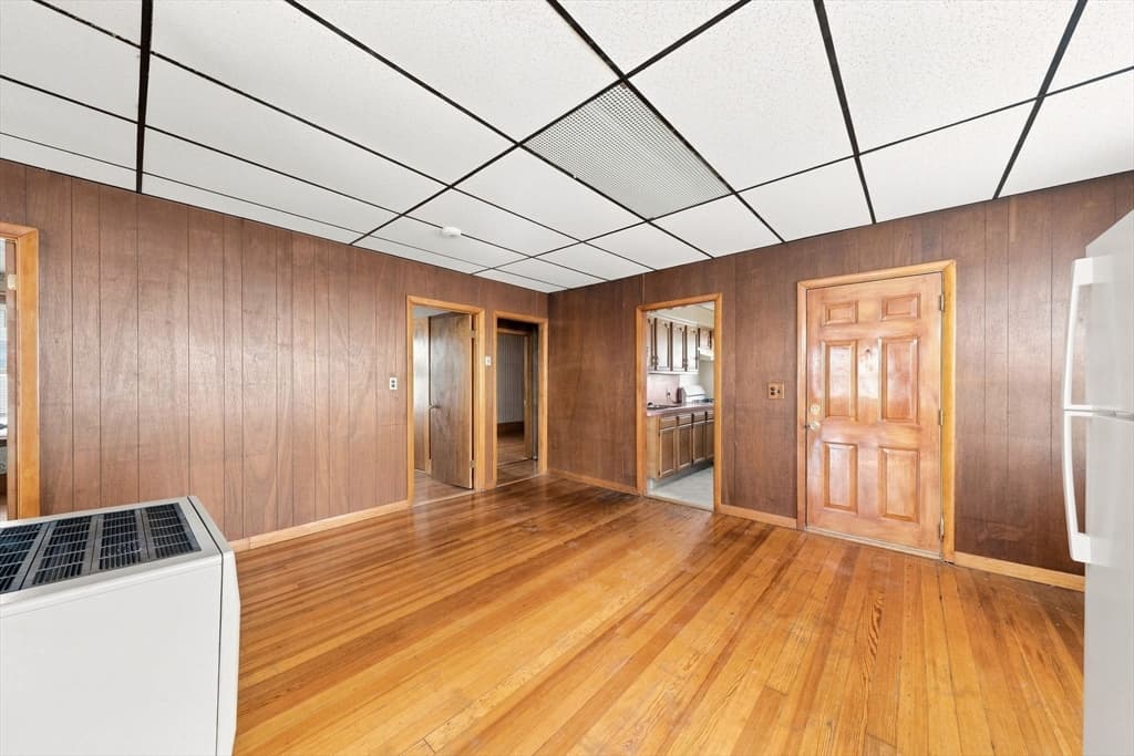 3 Family at 99 Hazard St, New Bedford MA 02740, New Bedford, photo 33 of 38