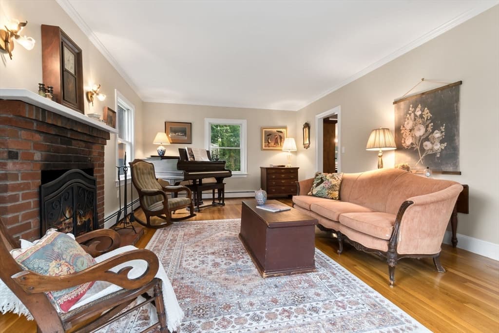 Single Family Residence at 135 Linebrook Rd, Ipswich MA 01938, Ipswich, photo 17 of 42