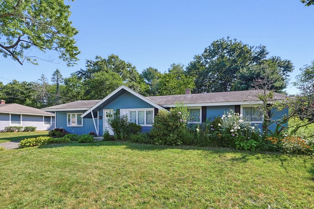 Single Family Residence at 36 Stella Rd, Bellingham MA 02019, Bellingham, photo 5 of 27