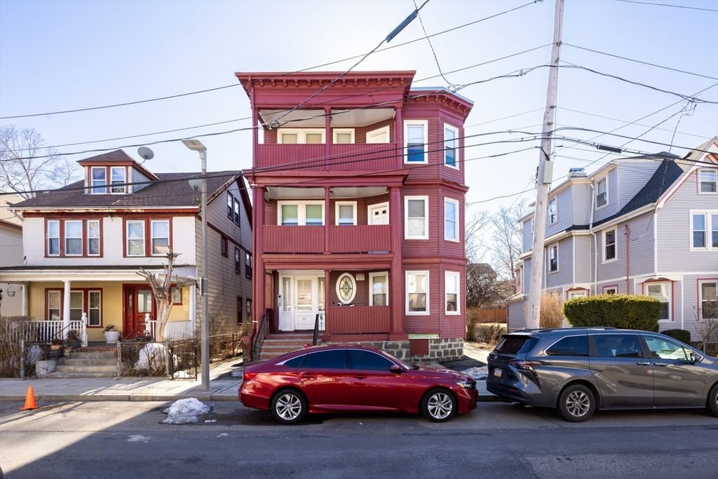 89 Ruthven Street, Boston MA 02121