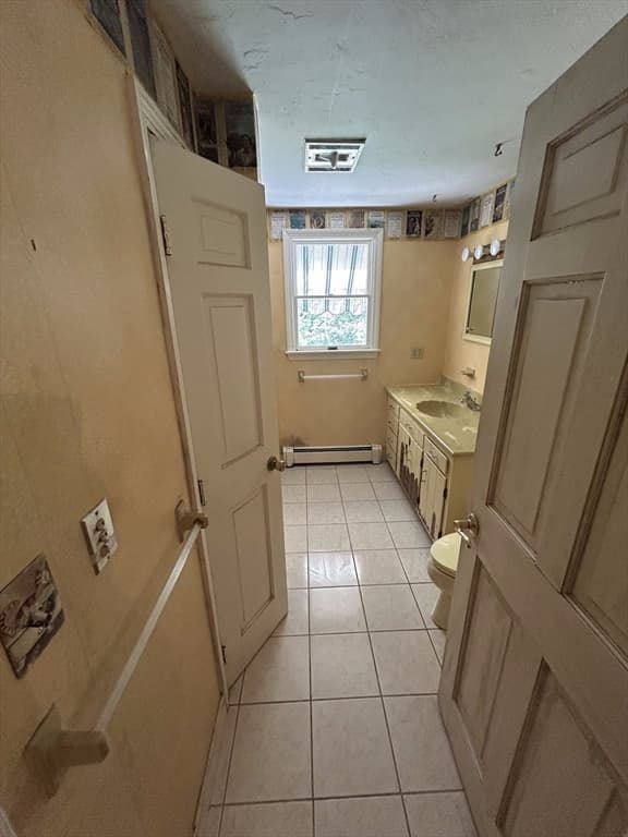 Single Family Residence at 55 Fairway Ln, Foxboro MA 02035, Foxboro, photo 17 of 27
