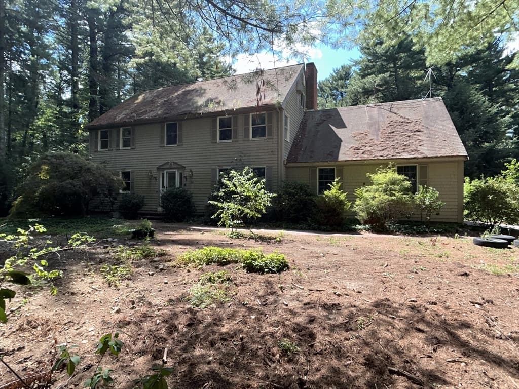 55 Fairway Ln, Foxboro MA 02035