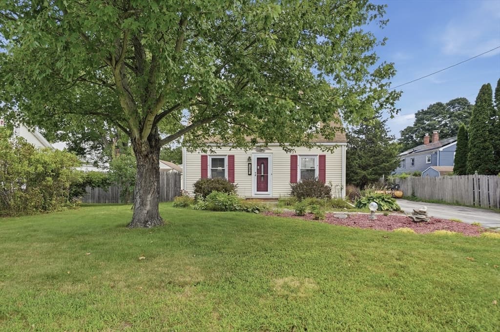 Single Family Residence at 490 Main Street, Oxford MA 01540, Oxford, photo 3 of 32