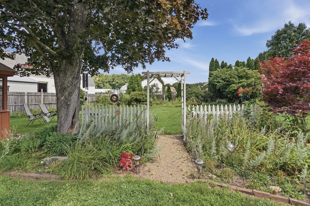 Single Family Residence at 490 Main Street, Oxford MA 01540, Oxford, photo 28 of 32