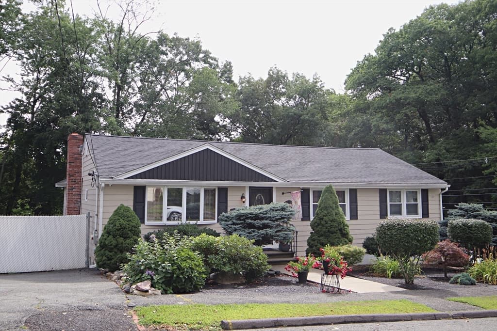 Single Family Residence at 1 Biscayne Ave., Saugus MA 01906, Saugus, photo 3 of 42