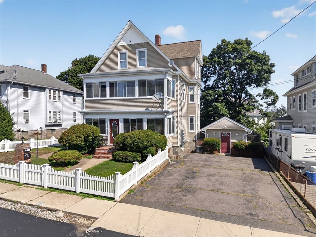 3 Family at 16 Bedford St, Quincy MA 02169, Quincy, photo 3 of 42