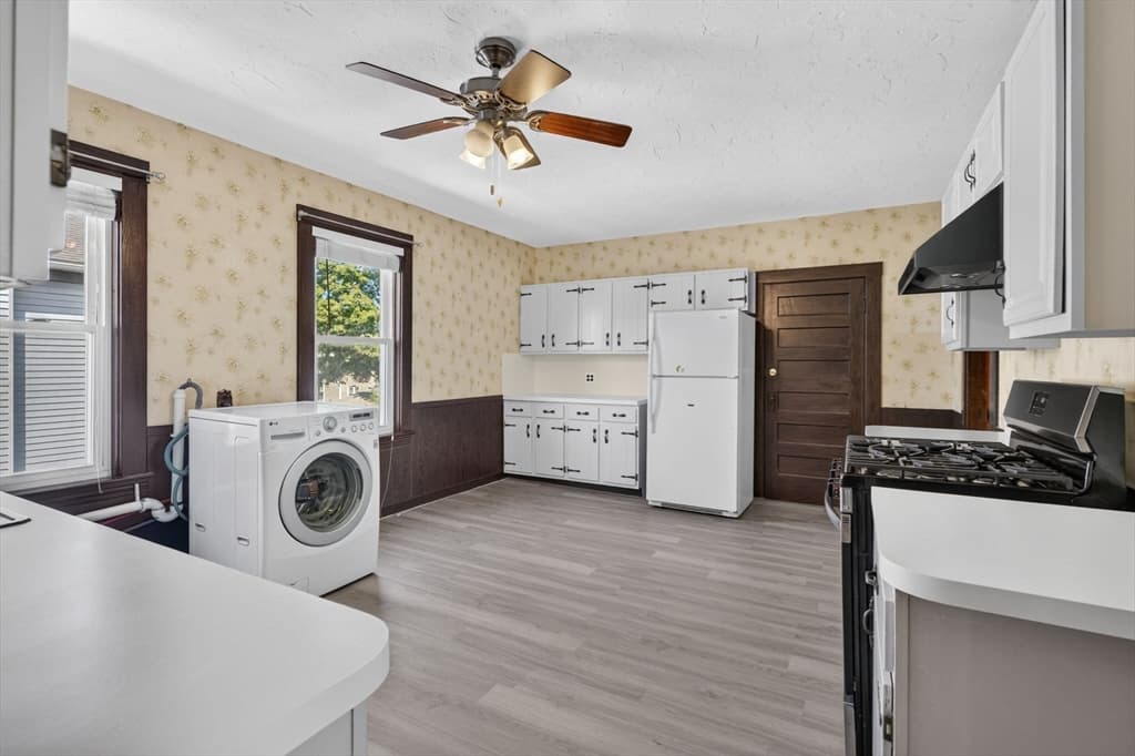 3 Family at 16 Bedford St, Quincy MA 02169, Quincy, photo 9 of 42