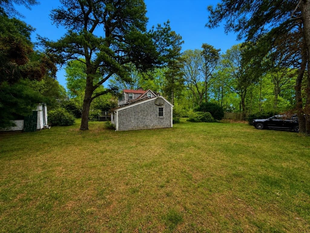 Single Family Residence at 18 Nickerson Dr, Barnstable MA 02635, Barnstable, photo 3 of 10