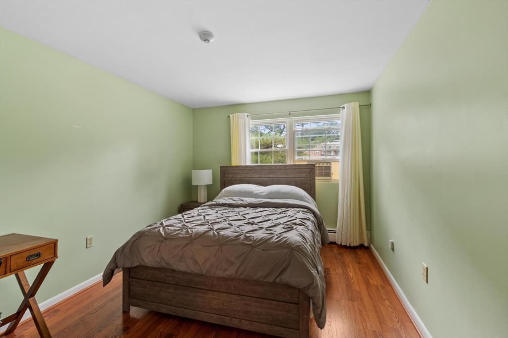 Condominium at 40 Edgelawn Ave # 3, North Andover MA 01845, North Andover, photo 15 of 27