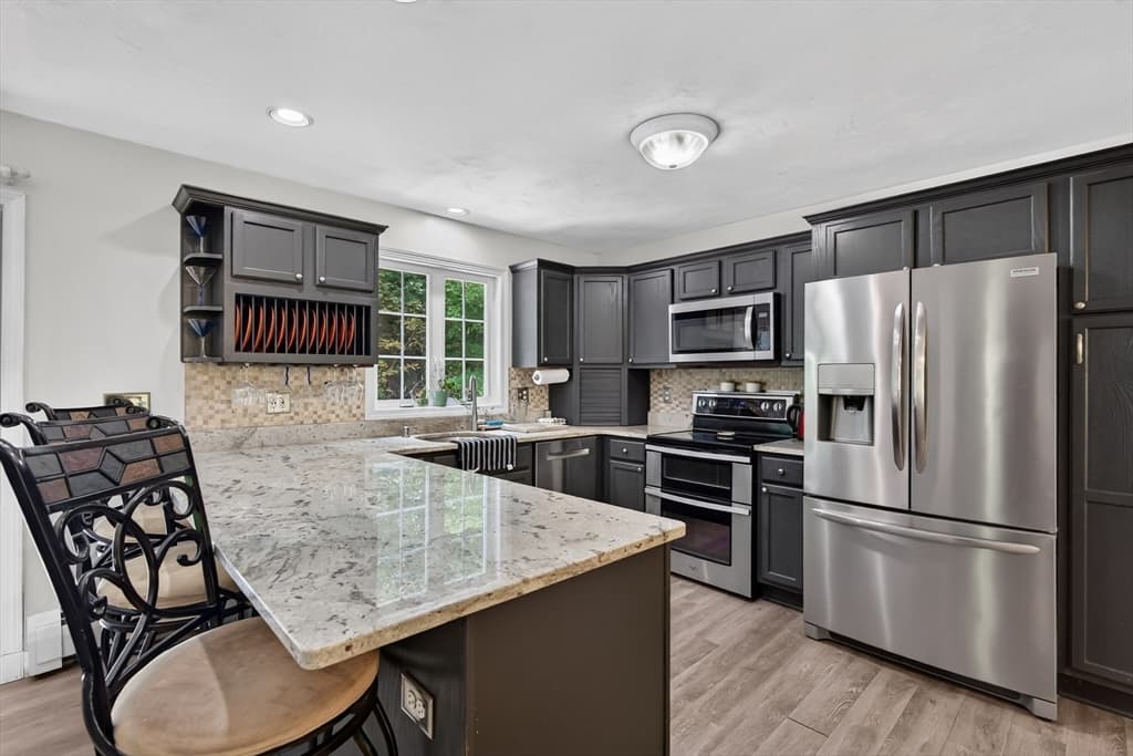 Single Family Residence at 1036 Pleasant Street, Leominster MA 01453, Leominster, photo 10 of 42