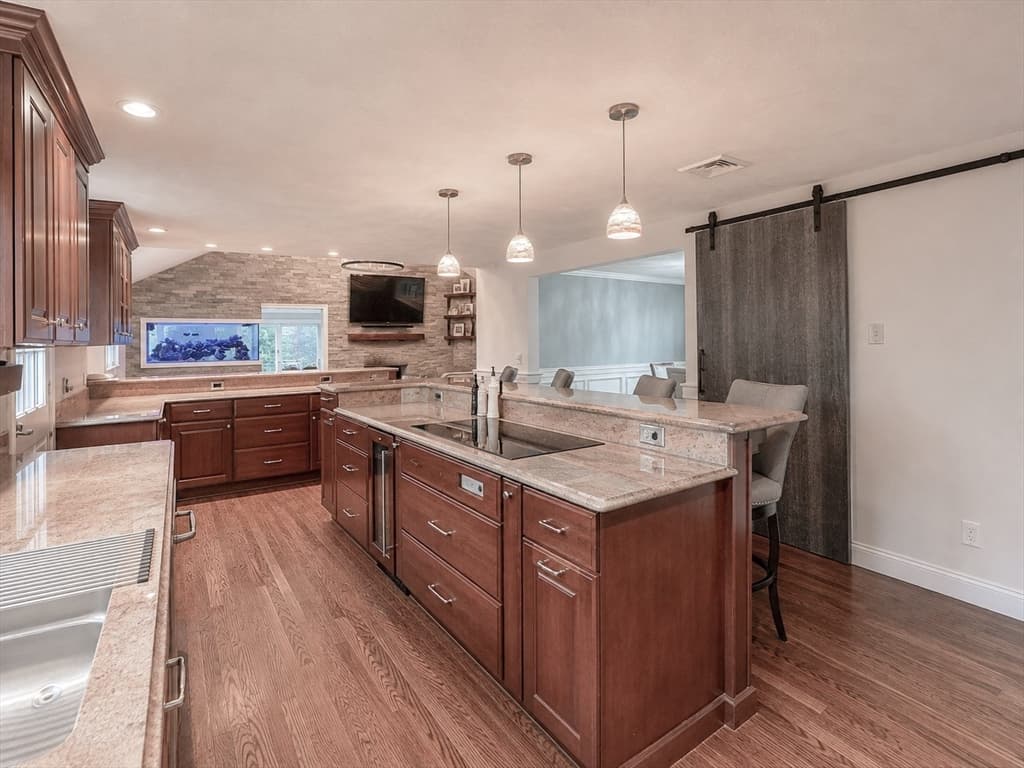 Single Family Residence at 41 East St, Georgetown MA 01833, Georgetown, photo 17 of 40