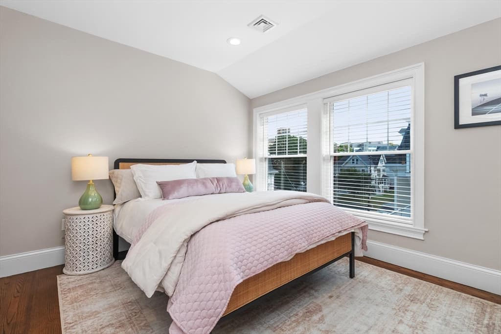 Condominium at 15 Sparhawk St # 4, Boston MA 02135, Boston, photo 29 of 39