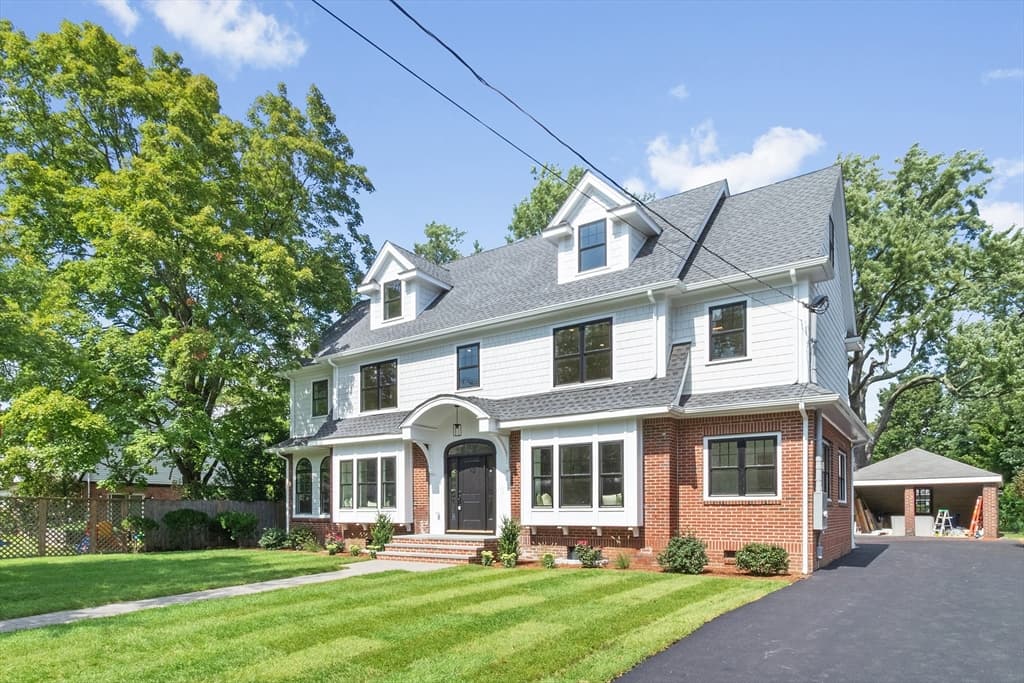 Single Family Residence at 315 Crafts St, Newton MA 02460, Newton, photo 2 of 33