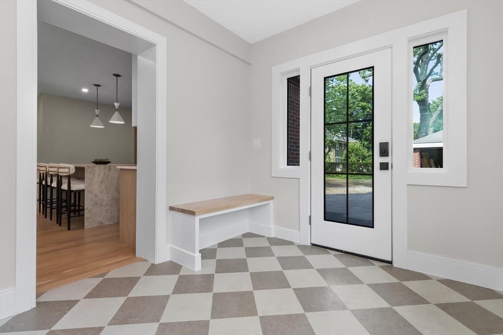 Single Family Residence at 315 Crafts St, Newton MA 02460, Newton, photo 13 of 33