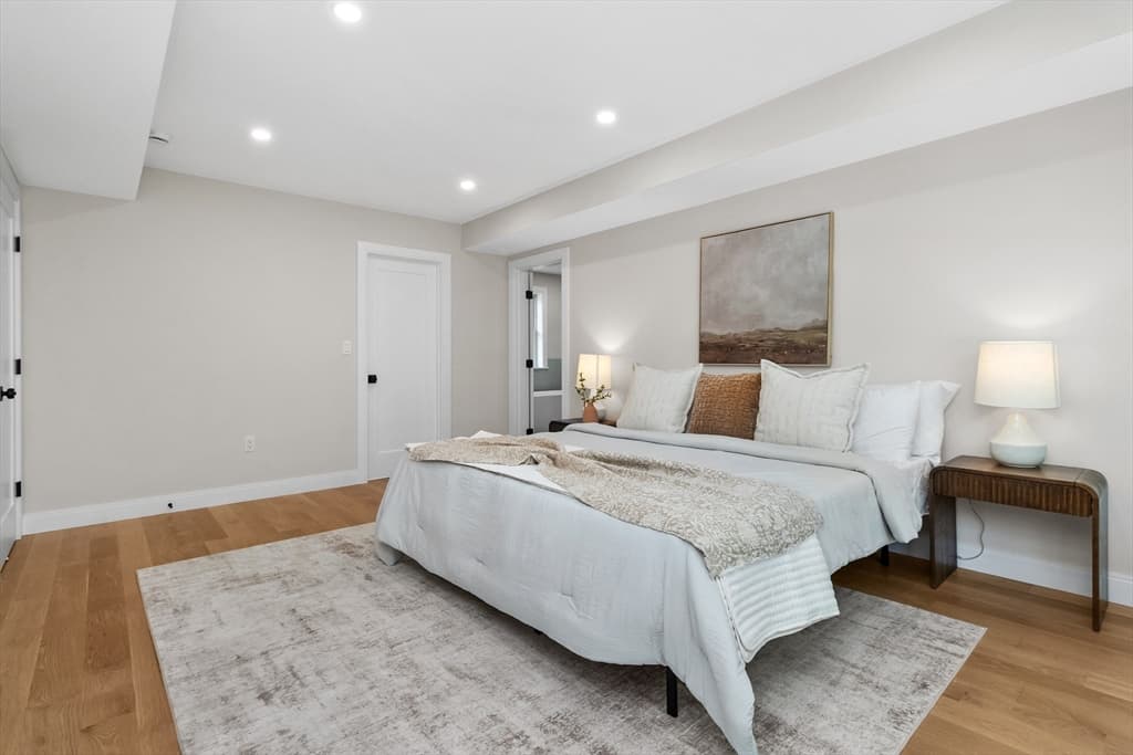 Single Family Residence at 315 Crafts St, Newton MA 02460, Newton, photo 16 of 33