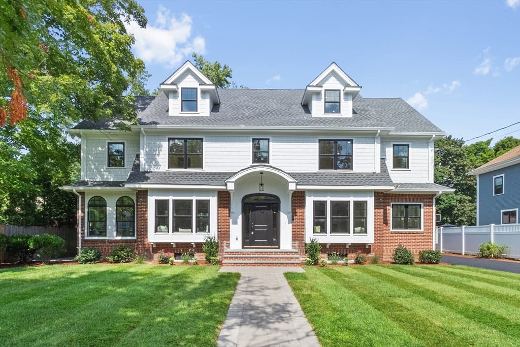 315 Crafts St, Newton MA 02460