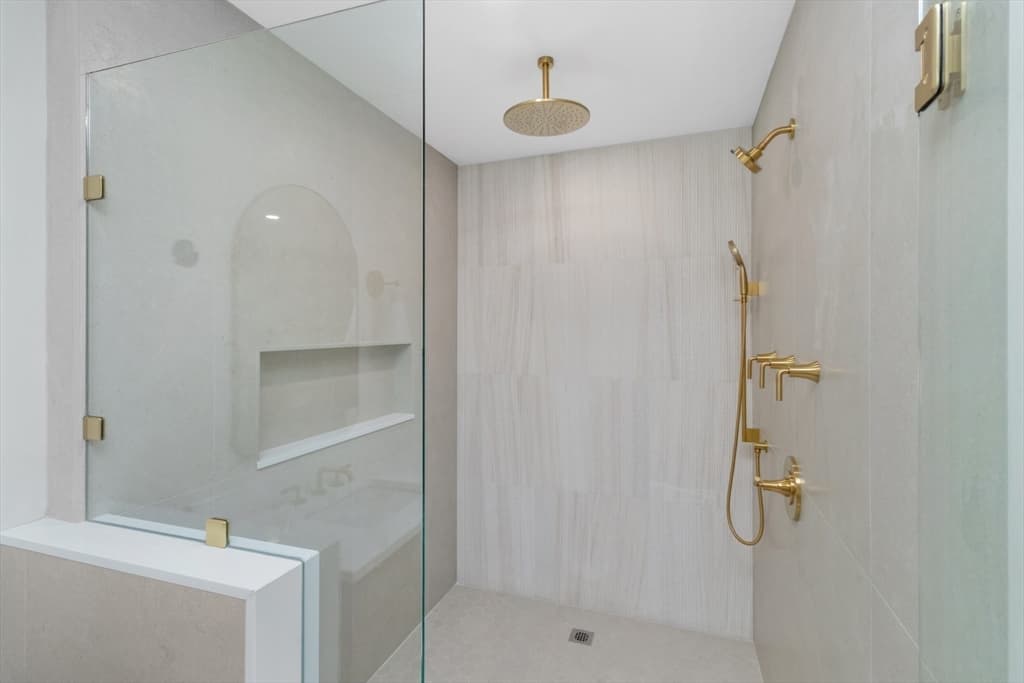 Single Family Residence at 315 Crafts St, Newton MA 02460, Newton, photo 18 of 33