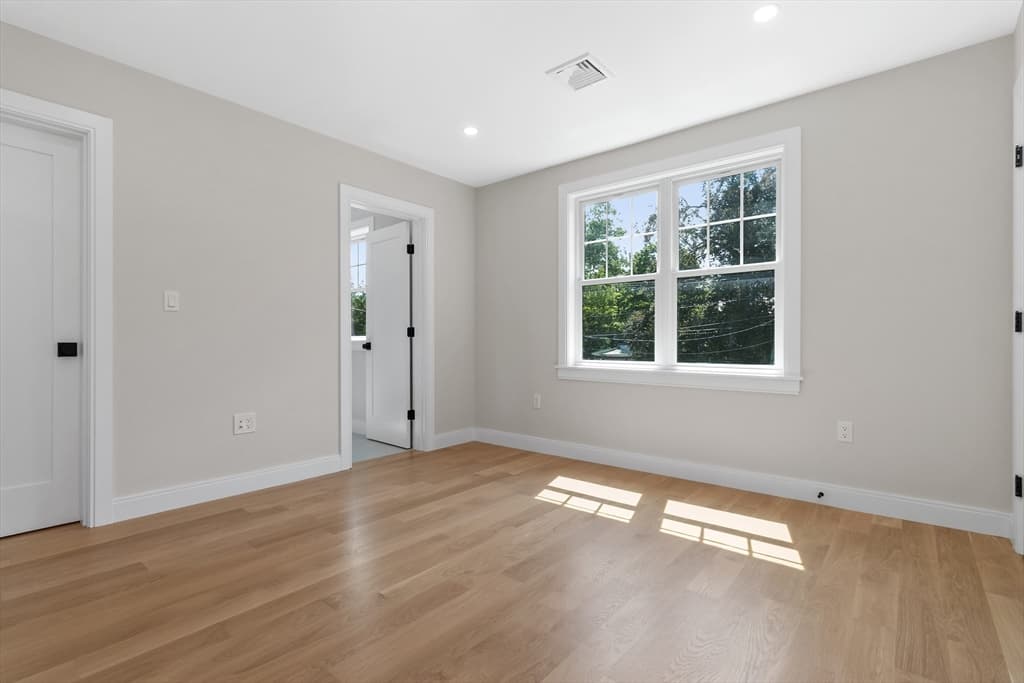 Single Family Residence at 315 Crafts St, Newton MA 02460, Newton, photo 19 of 33