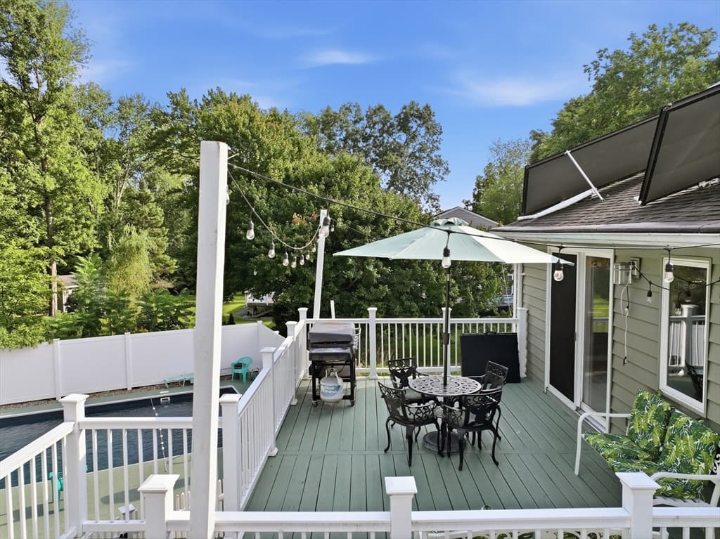 Single Family Residence at 68 Scenic Dr, Leominster MA 01453, Leominster, photo 35 of 42
