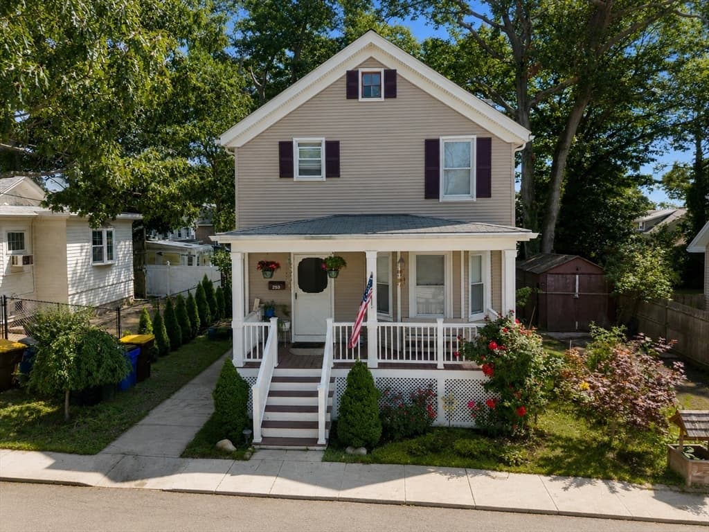 253 Garden St, Fall River MA 02720