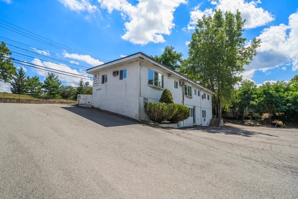 Business Opportunity at 95-97 Cambridge St, Burlington MA 01803, Burlington, photo 10 of 33