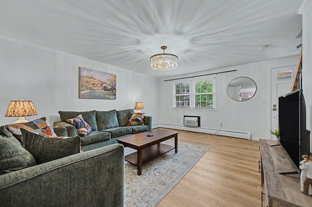 Condominium at 418 Meadow Street # 2, Agawam MA 01001, Agawam, photo 3 of 32