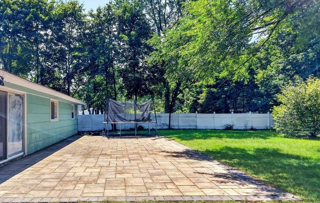 Single Family Residence at 20 Temi Rd, Framingham MA 01701, Framingham, photo 18 of 23