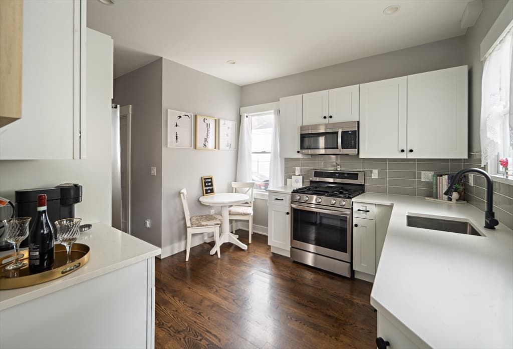 Condominium at 6 Chestnut Ave # 1, Boston MA 02130, Boston, photo 7 of 22