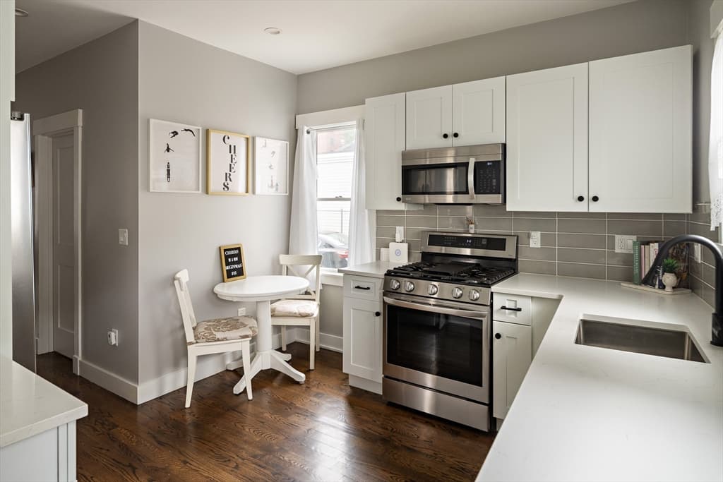 Condominium at 6 Chestnut Ave # 1, Boston MA 02130, Boston, photo 5 of 22