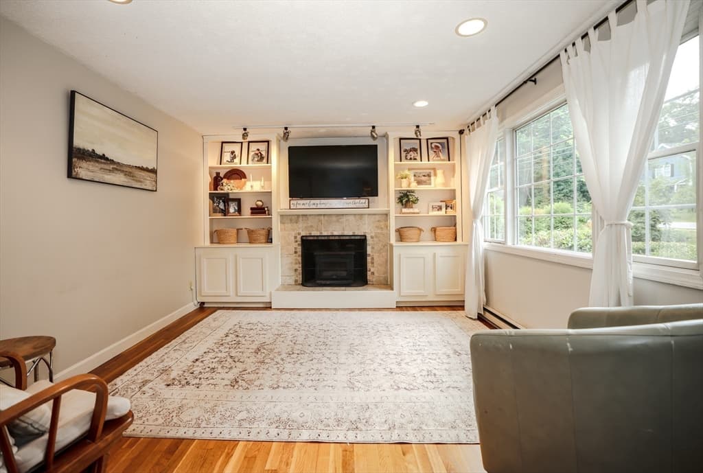 Single Family Residence at 449 Buck St, Pembroke NH 03275, Pembroke, photo 17 of 21